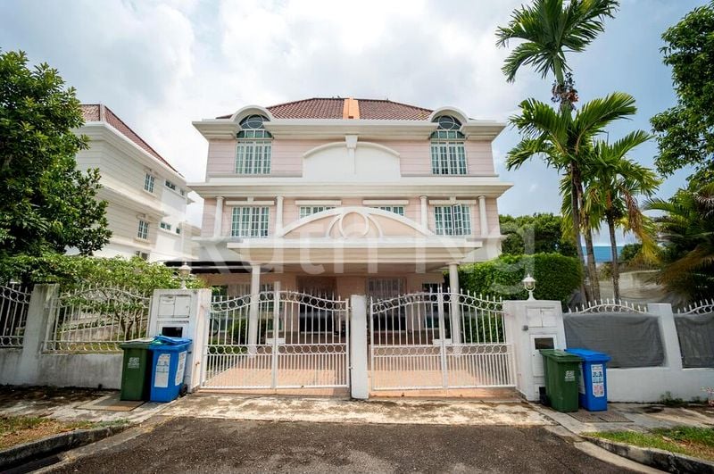 4 Bed Terraced House (Landed) for Rent in  Mistral Park - Image 2